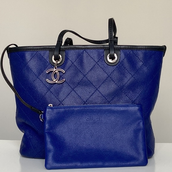 Chanel Quilted Caviar Tote Bag - Spring 2014 - Picture 2 of 12